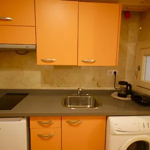 https://cervantes-apartment.hotelsinnerja.org